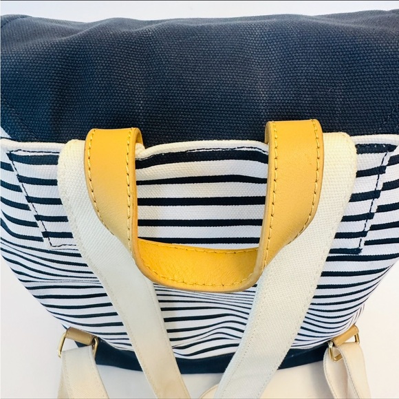 Vinyard Vines striped nautical canvas cinch and flap cover backpack bag